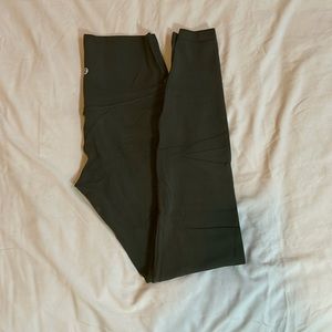 Army green full length lululemon aligns